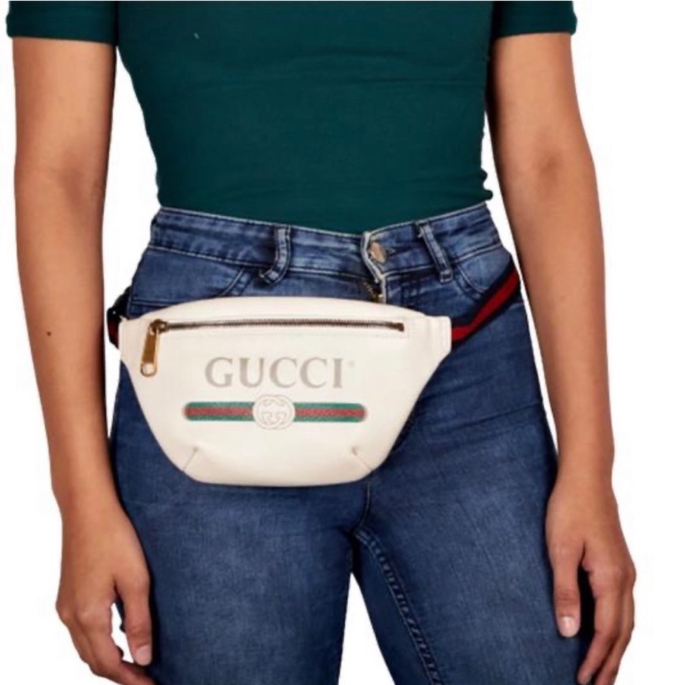 GUCCI Grained Calfskin Small Logo Belt Bag White - Picture 3 of 12
